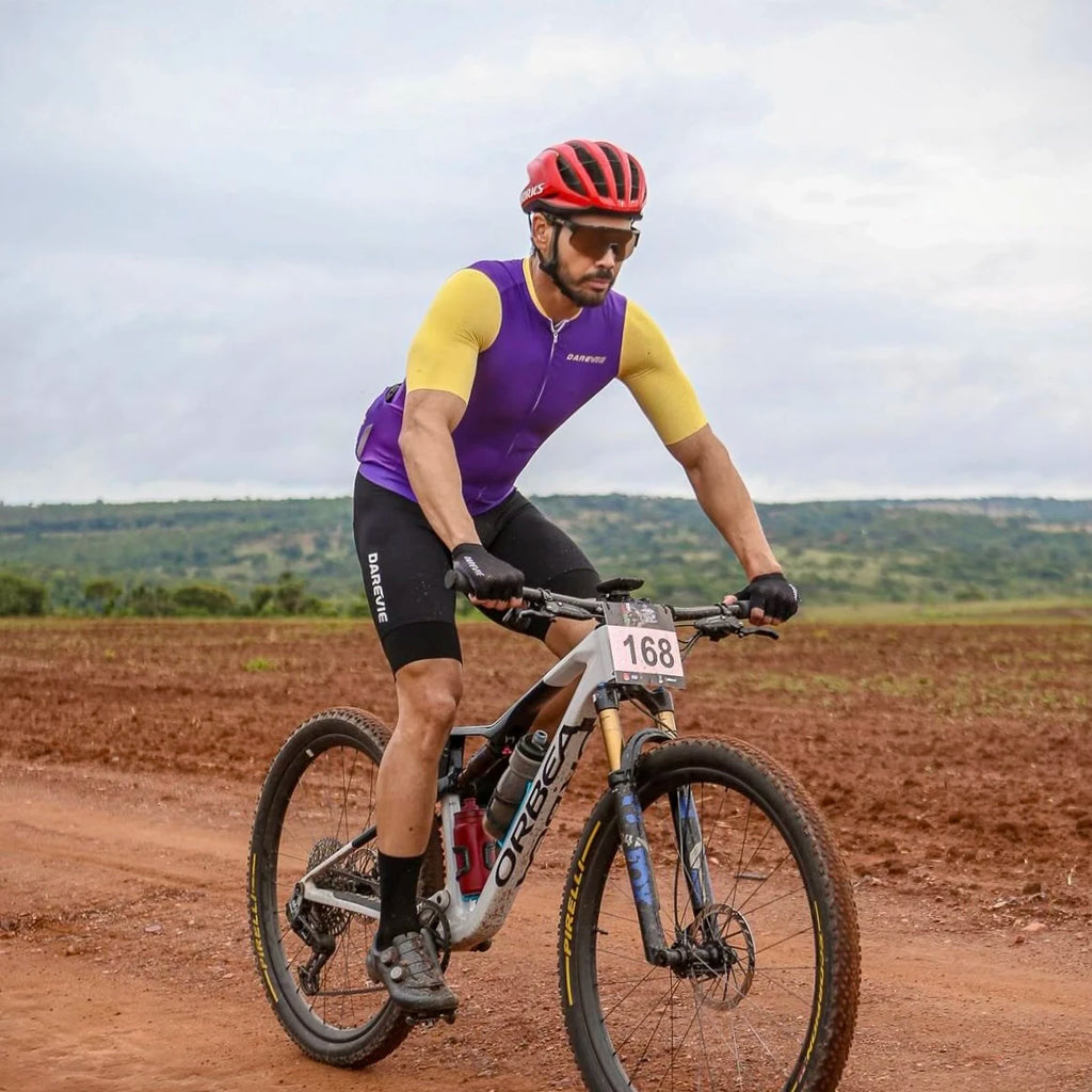 Man Cycling Maillot
